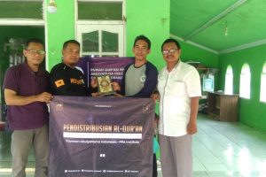 Infaq & Wakaf Quran Ke Santri RQ PPA Indramayu