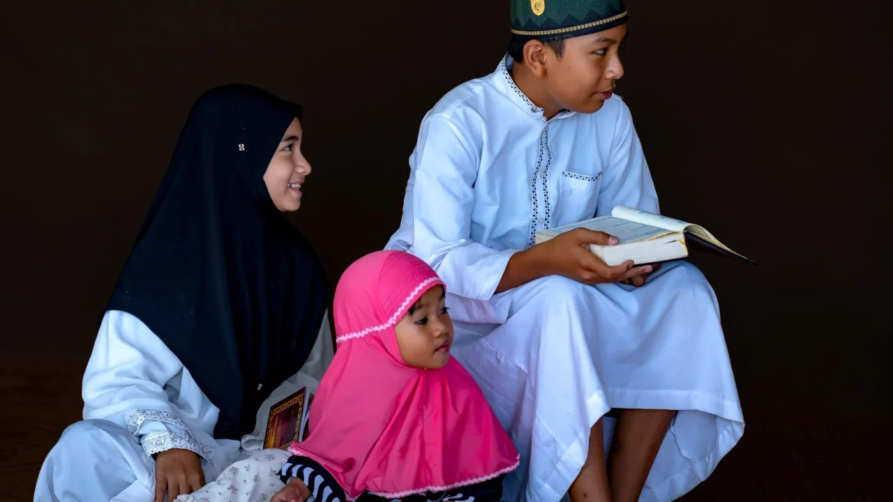 quran book muslim class